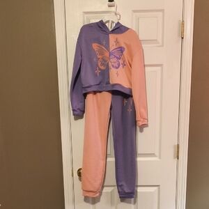 Girl's 2 Piece Sweatsuit,
